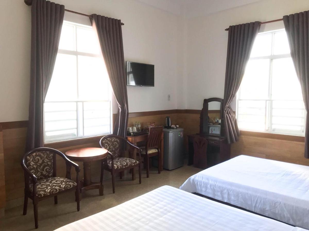 La Cactus Hotel 1 クイニョン エクステリア 写真